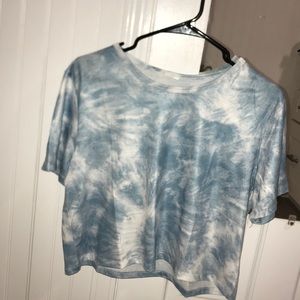 Basic tye dye tee